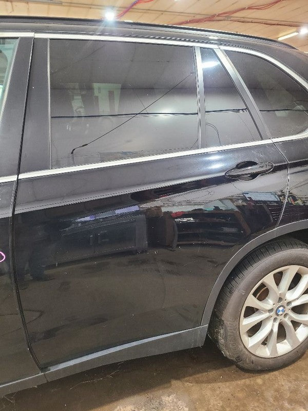 Driver Left Rear Side Door Fits 14-18 BMW X5 656258