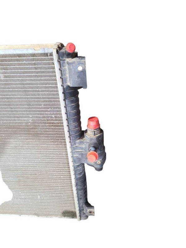 Radiator Engine Cooling Fits 11-16 FORD F250SD PICKUP 637168
