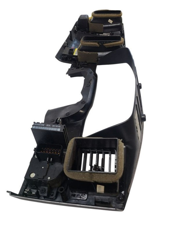 DAKOTA    2002 Dash Bezel 663270