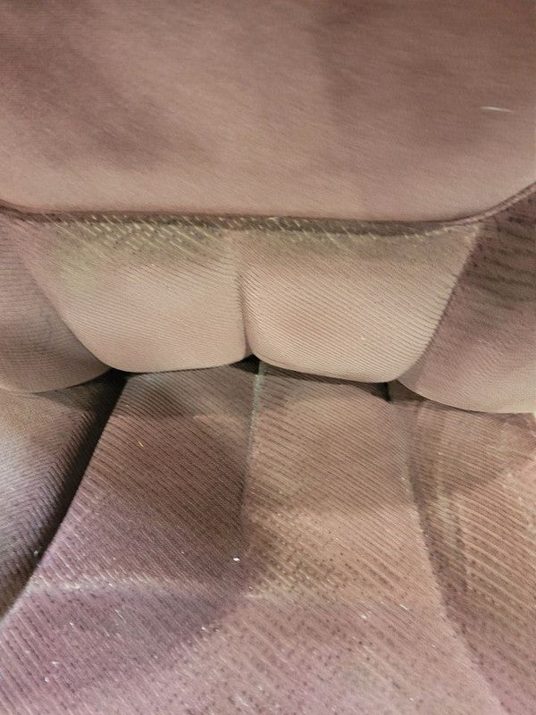 TCHEV1500 1998 Front Seat 672123