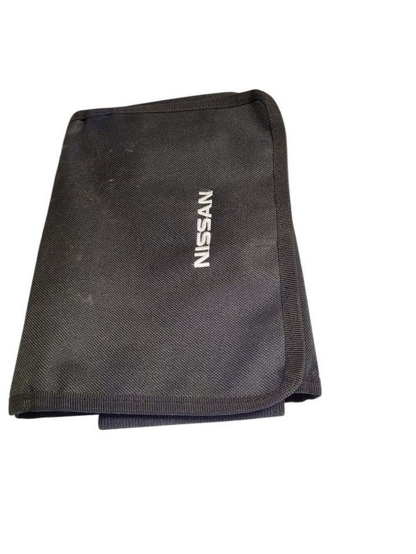 ROGUEOLD  2015 Owners Manual 623077
