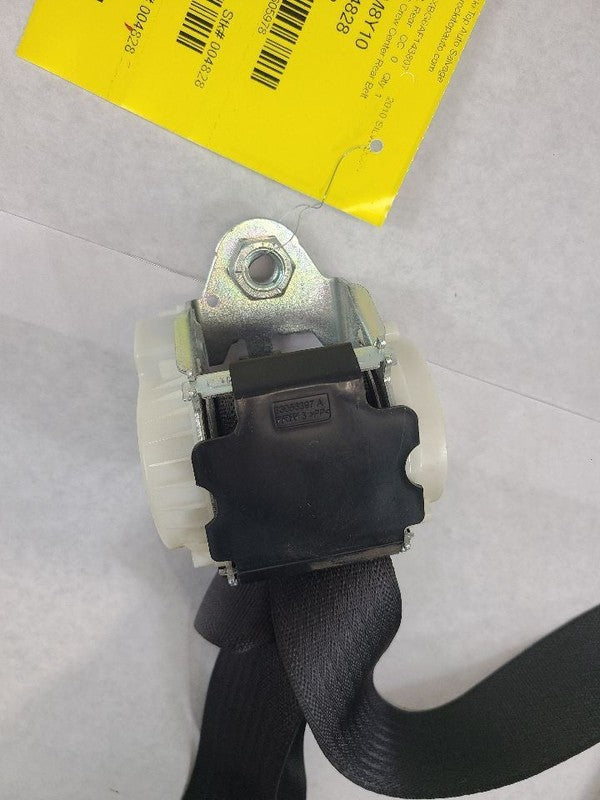 SILVRDO25 2010 Seat Belt Rear 605978
