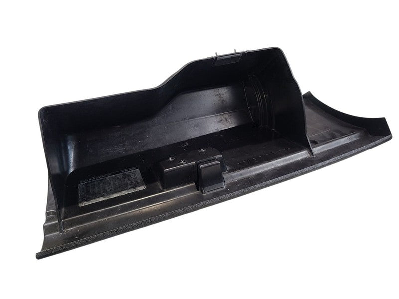 YUKON     2011 Glove Box 671847