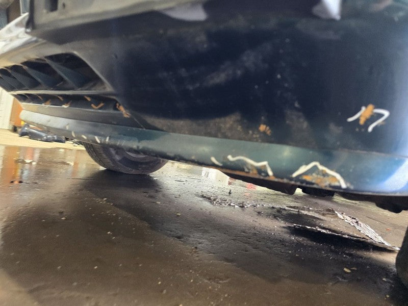 Front Bumper Without Fog Lamps Fits 94-95 CARAVAN 642068