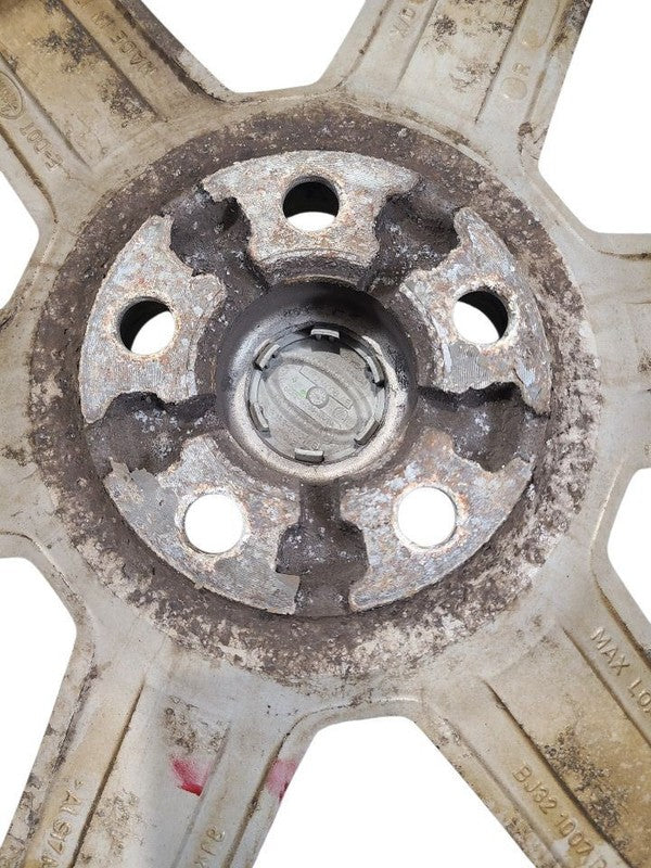 Wheel Road Wheel Alloy 19x8 6 Spoke Grooved Fits 12-15 EVOQUE 660902