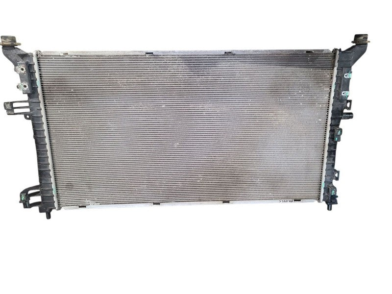 Radiator Fits 19-23 SIERRA 1500 PICKUP 641966