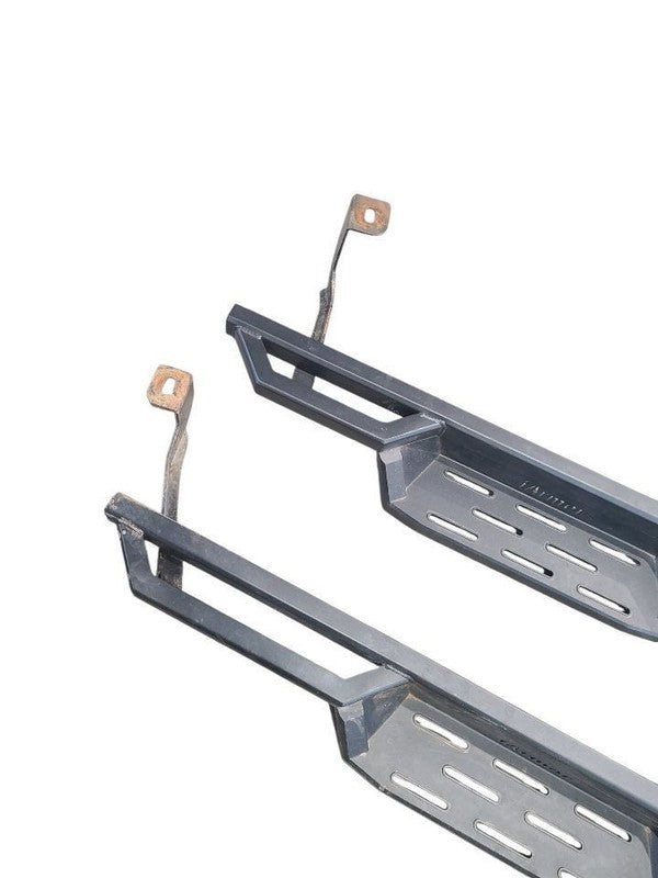 SILVRDO35 2006 Running Board 671144