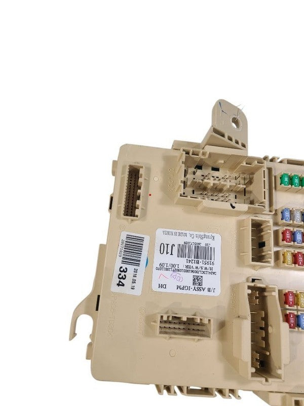 G80       2017 Fuse Box Cabin 659035