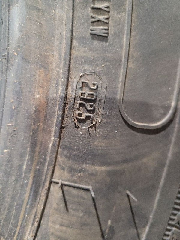 2 Used Tires  225-70-19.5   Roadmaster 14/32 660596