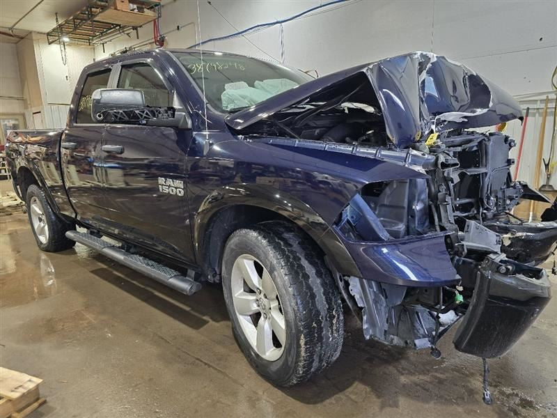 RAM1500   2014 Owners Manual 579805