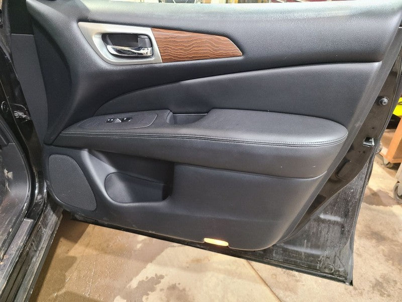 Passenger Front Door Electric Platinum Fits 16-20 PATHFINDER 663456