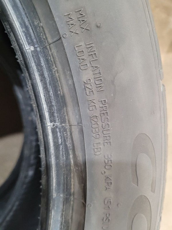 2 Used Tires   255-45-20 Continental  6/32 Tread  660593