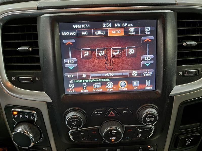 RAM1500   2017 Owners Manual 492383
