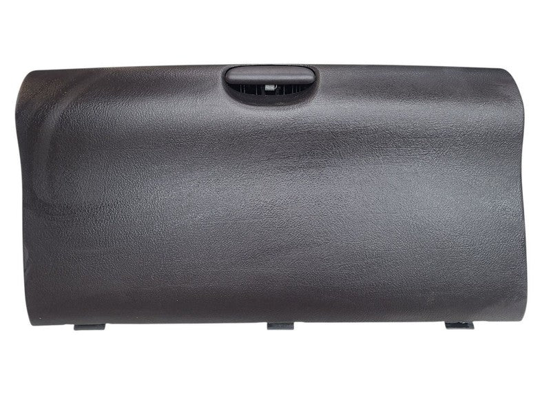 RAM1500   2001 Glove Box 676635