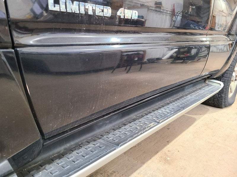 Driver Front Door With Theft Deterrent Limited Fits 03-05 4 RUNNER 677
