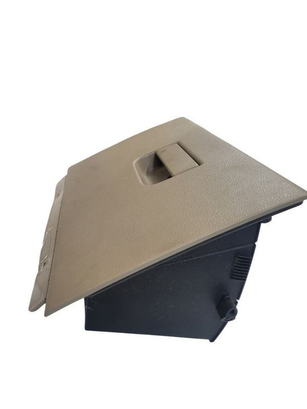 F150      2005 Glove Box 666945