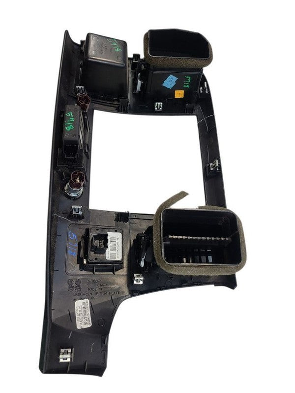 SILVRDO15 2010 Dash Bezel 679208