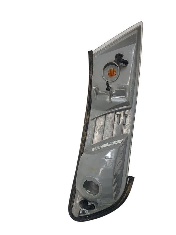 Driver Corner/Park Light Park Lamp-turn Signal Fits 99-02 GRAND MARQUI