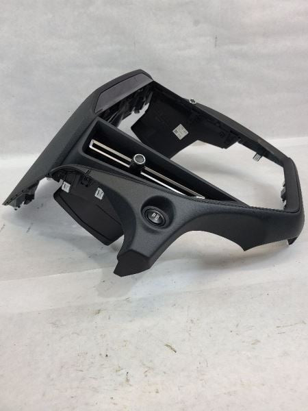 WRX       2022 Dash Bezel 552032