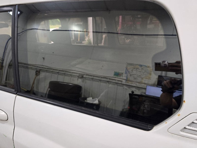 Driver Left Quarter Glass Movable Fits 99-03 LEXUS LX470 640138