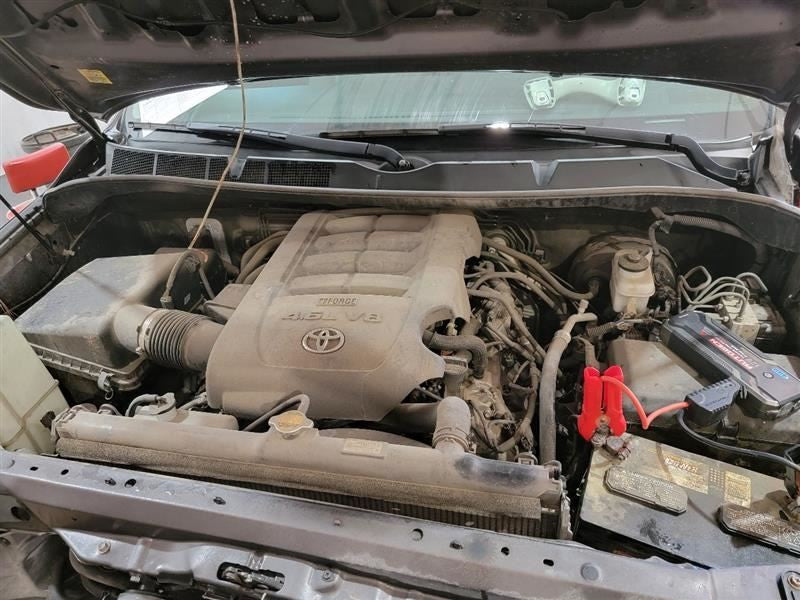 TUNDRA    2013 Owners Manual 449839