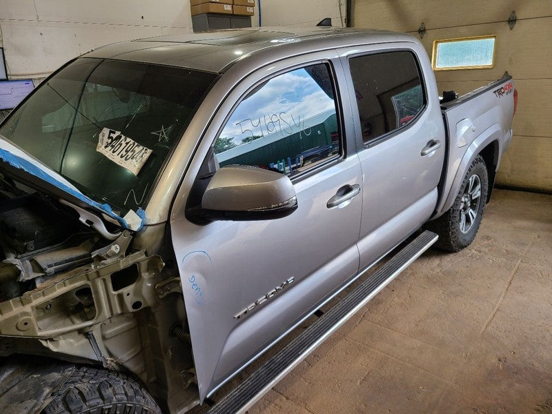 TACOMA    2017 Seat Rear 672343
