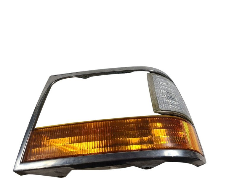 Driver Headlight Door/Cover From 8501 GVW Fits 92-97 FORD F250 PICKUP 