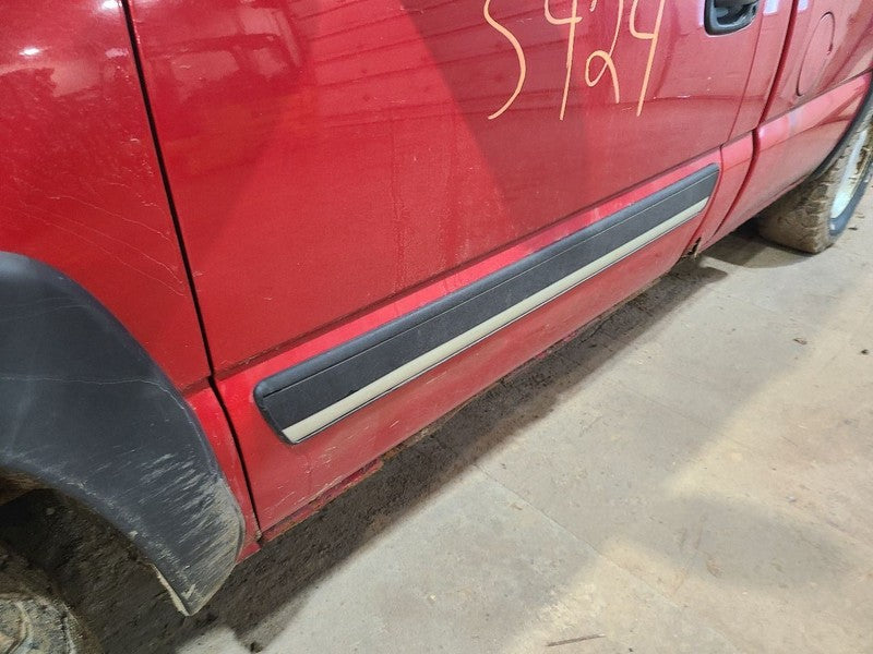 SILVRDO15 2003 Door Moulding Front 660621