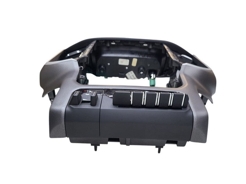 RAM1500   2022 Dash Bezel 680015