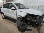 Passenger Right Front Door Electric Fits 09-17 TIGUAN 610985