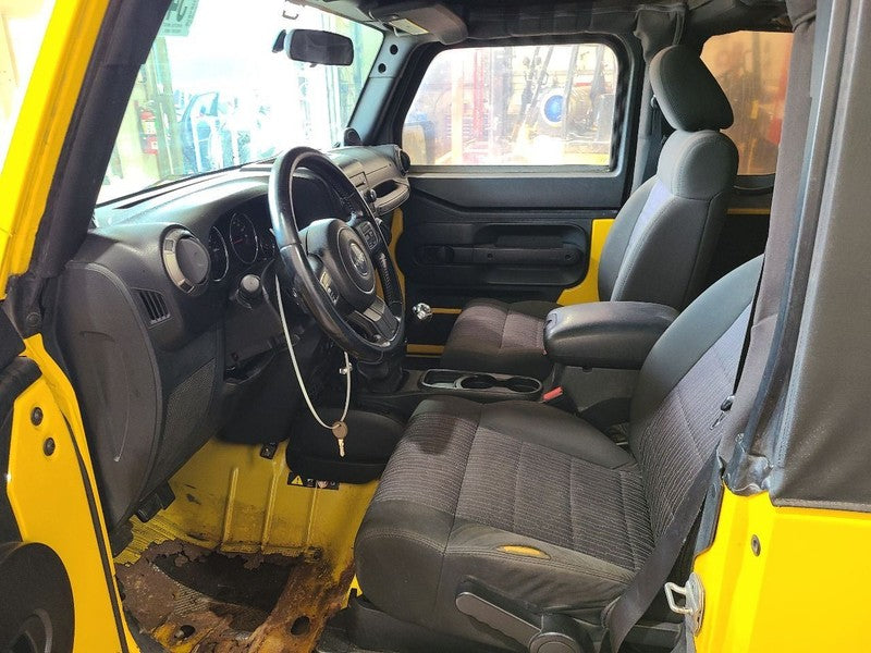 WRANGLER  2011 Crossmember Transmission 671384