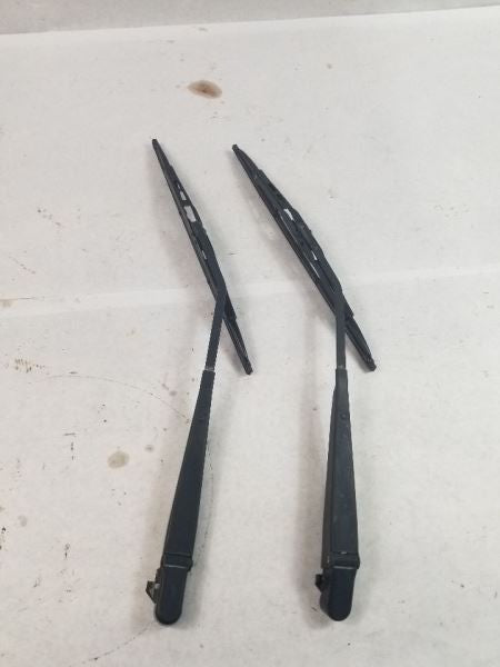 WRANGLER  2000 Wiper Arm               530205