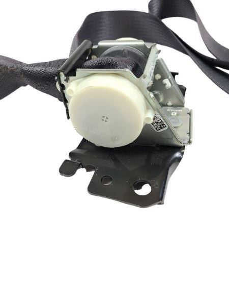 YUKONXL15 2016 Seat Belt Rear 590379