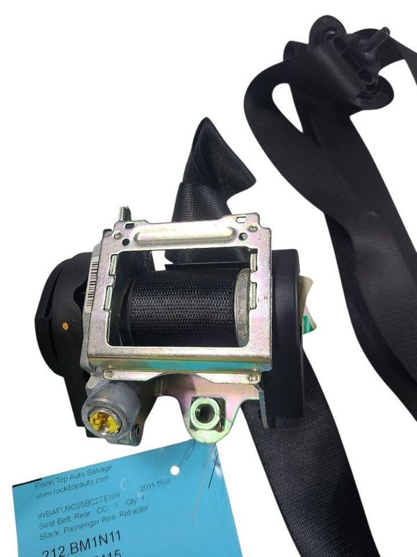 550I      2011 Seat Belt Rear 635640