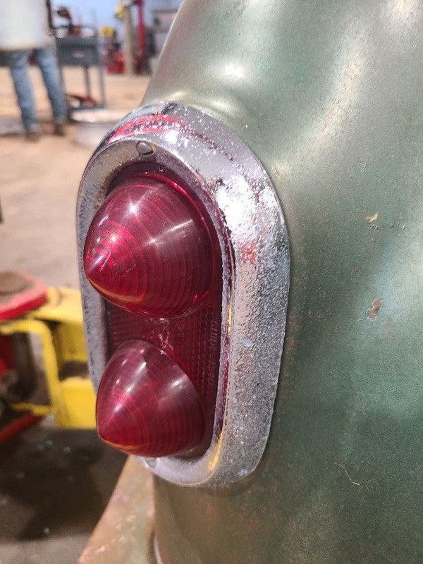 BUICK     1951 Tail Light 656454