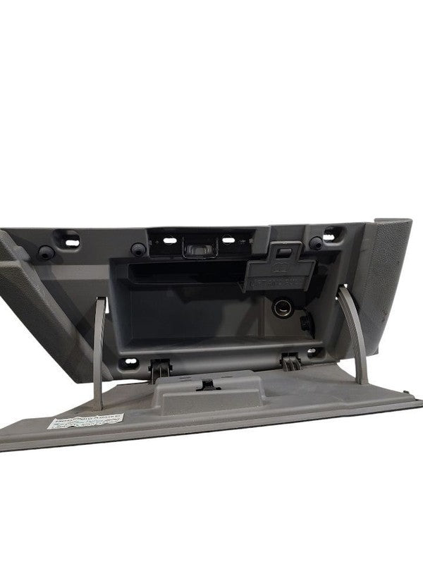 E250      2013 Glove Box 621629