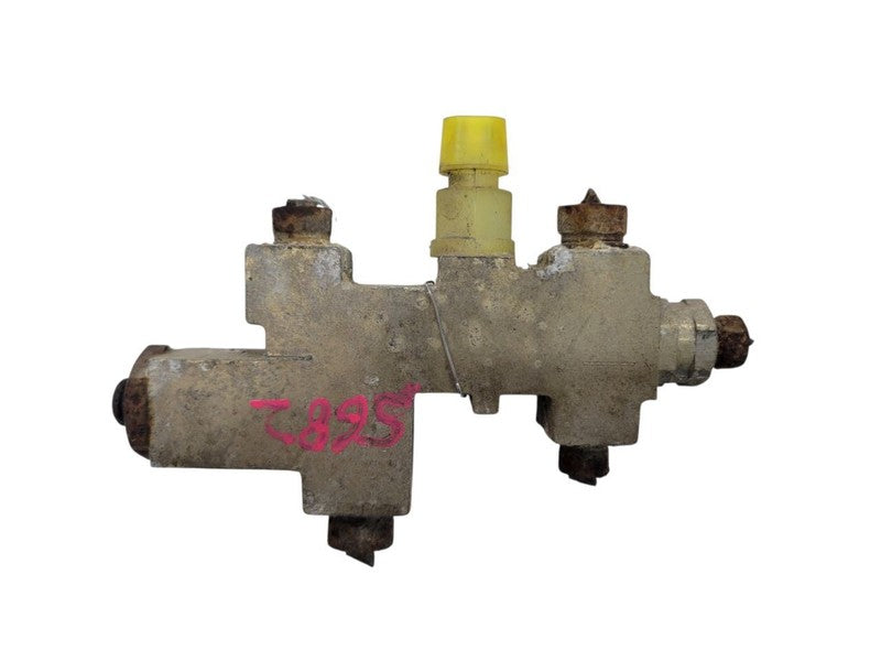 WRANGLER  1995 Brake Proportioning Valve 676945