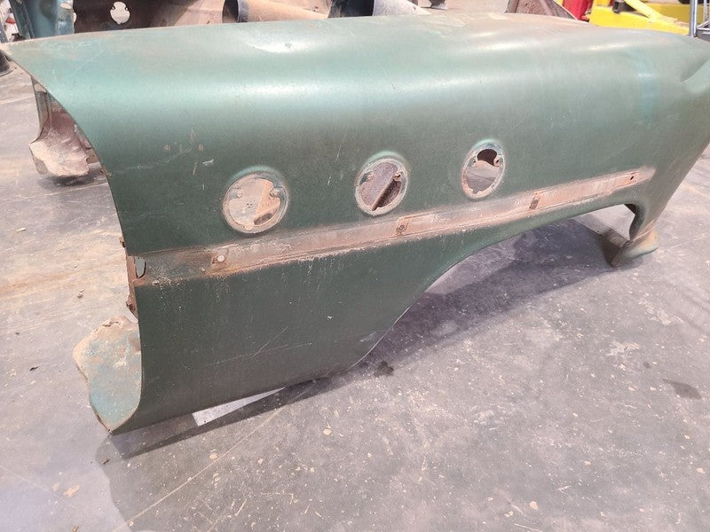 BUICK     1951 Fender 656412