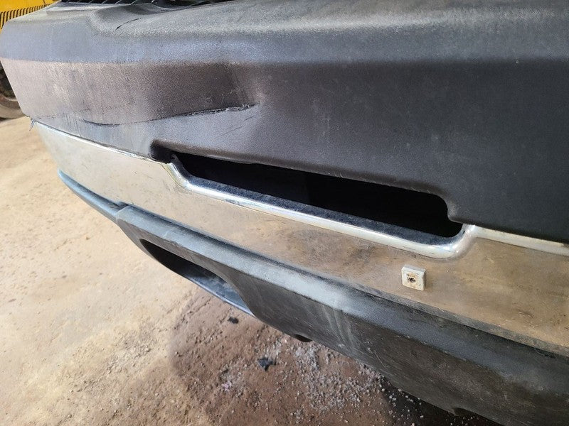 Front Bumper Classic Style Chrome Fits 03-07 SILVERADO 2500 PICKUP 668