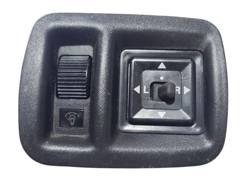 3000GT    1995 Dash/Interior/Seat Switch 647186