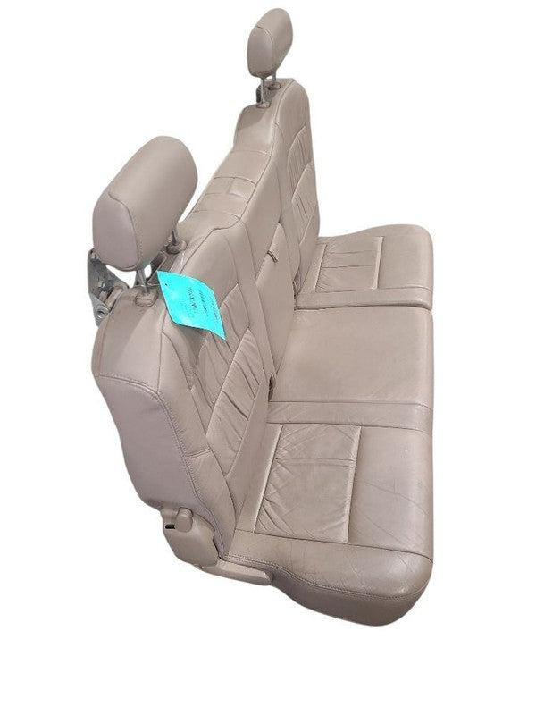 TUNDRA    2002 Seat Rear 657747