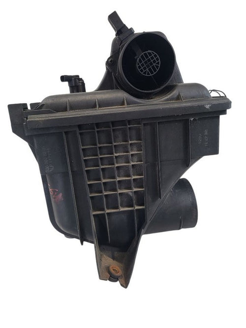 Air Cleaner With Maintenance Indicator Fits 06 SPRINTER 2500 669916