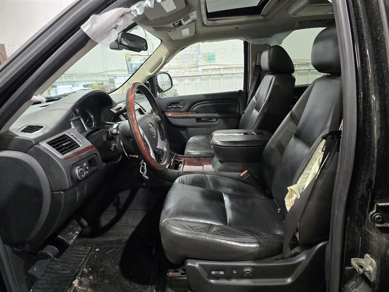 Driver Left Headlight Without LED Fits 09-14 ESCALADE 586181