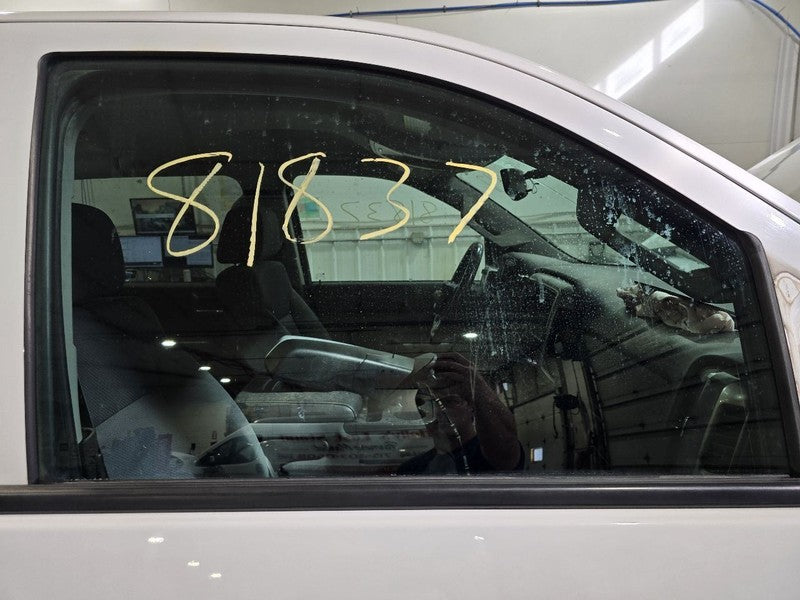 Passenger Front Door Glass Classic Style Fits 14-19 SIERRA 1500 PICKUP