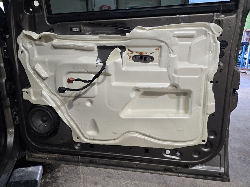 Passenger Front Door Fits 11-14 SIERRA 2500 PICKUP 635255