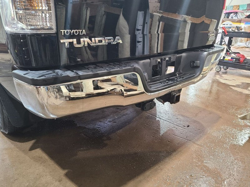 Rear Bumper Chrome Bumper With Tow Package Fits 07-13 TUNDRA 661365