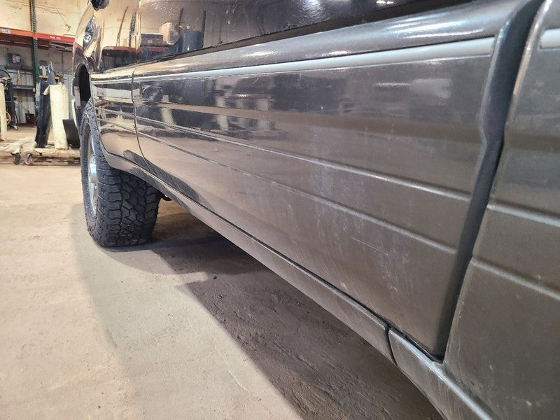 Passenger Right Front Door Fits 01-07 LEXUS LX470 662245