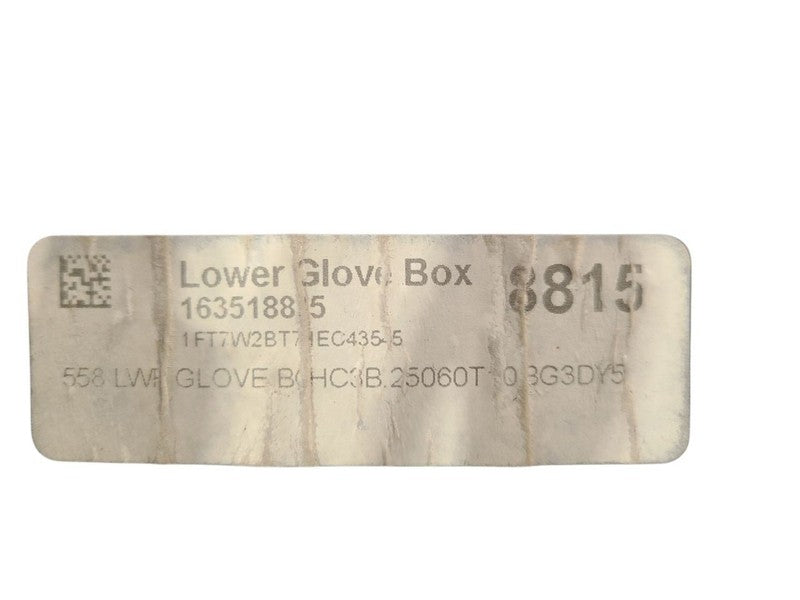 F250SD    2017 Glove Box 658836