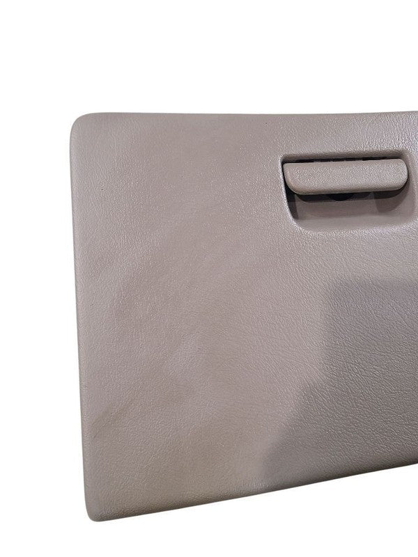 CARAVAN   1995 Glove Box 642105