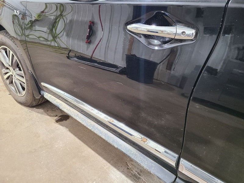 Driver Left Front Door Fits 16-20 INFINITI QX60 680717